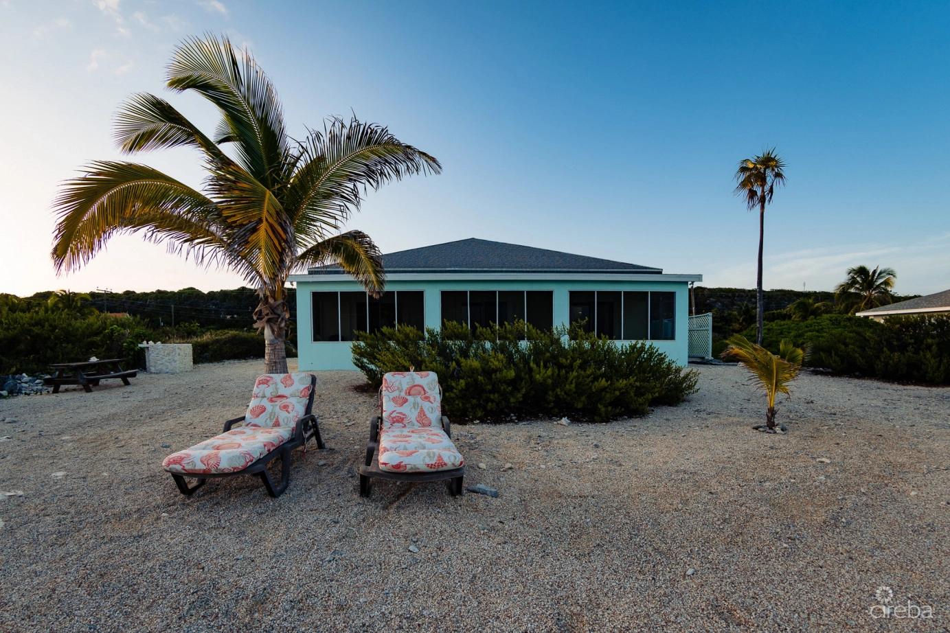 Ocean Front Paradise Villa Cayman Brac — photo 1