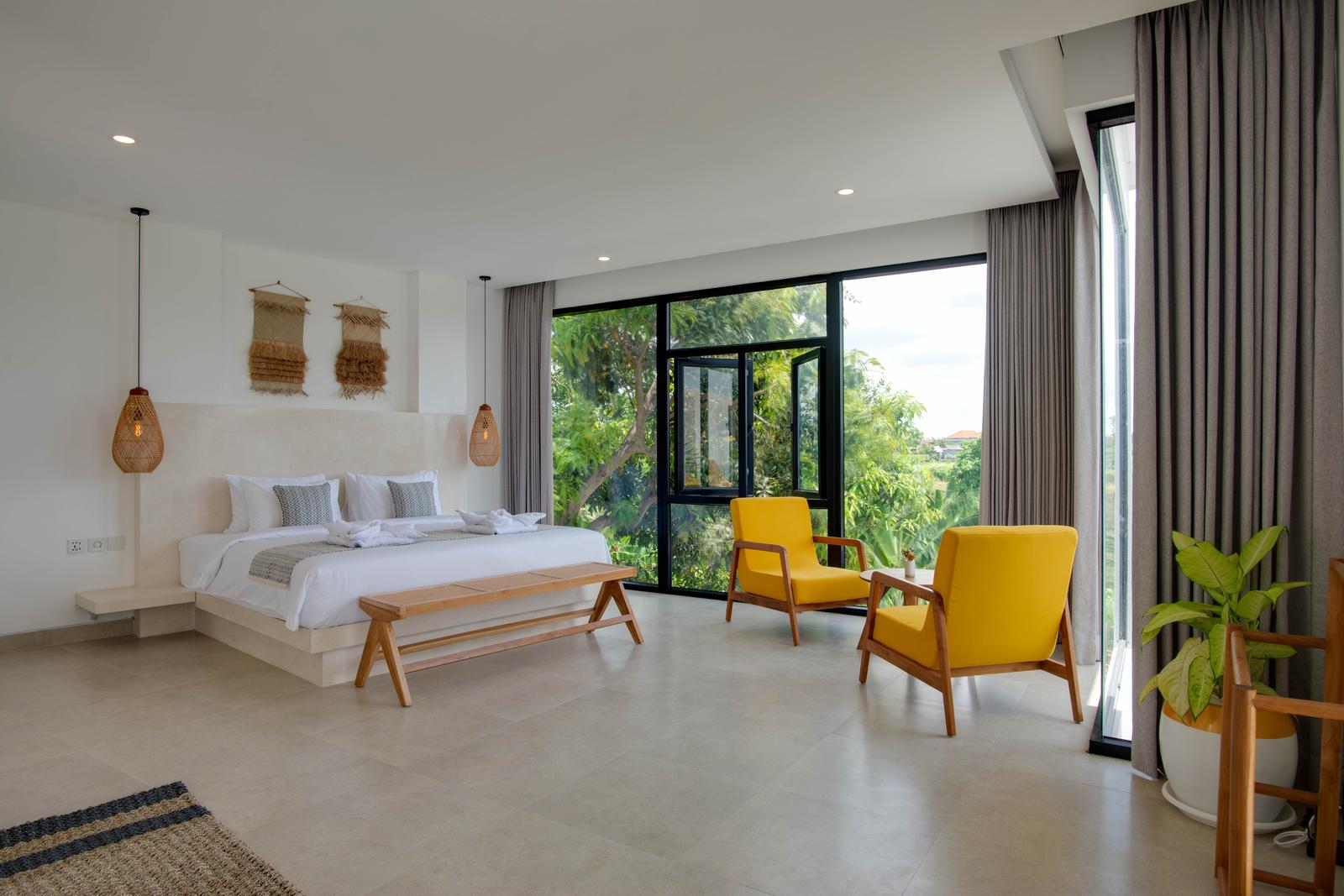 Modern 5-Bedroom Leasehold Villa for Sale in Padonan, Canggu — photo 5