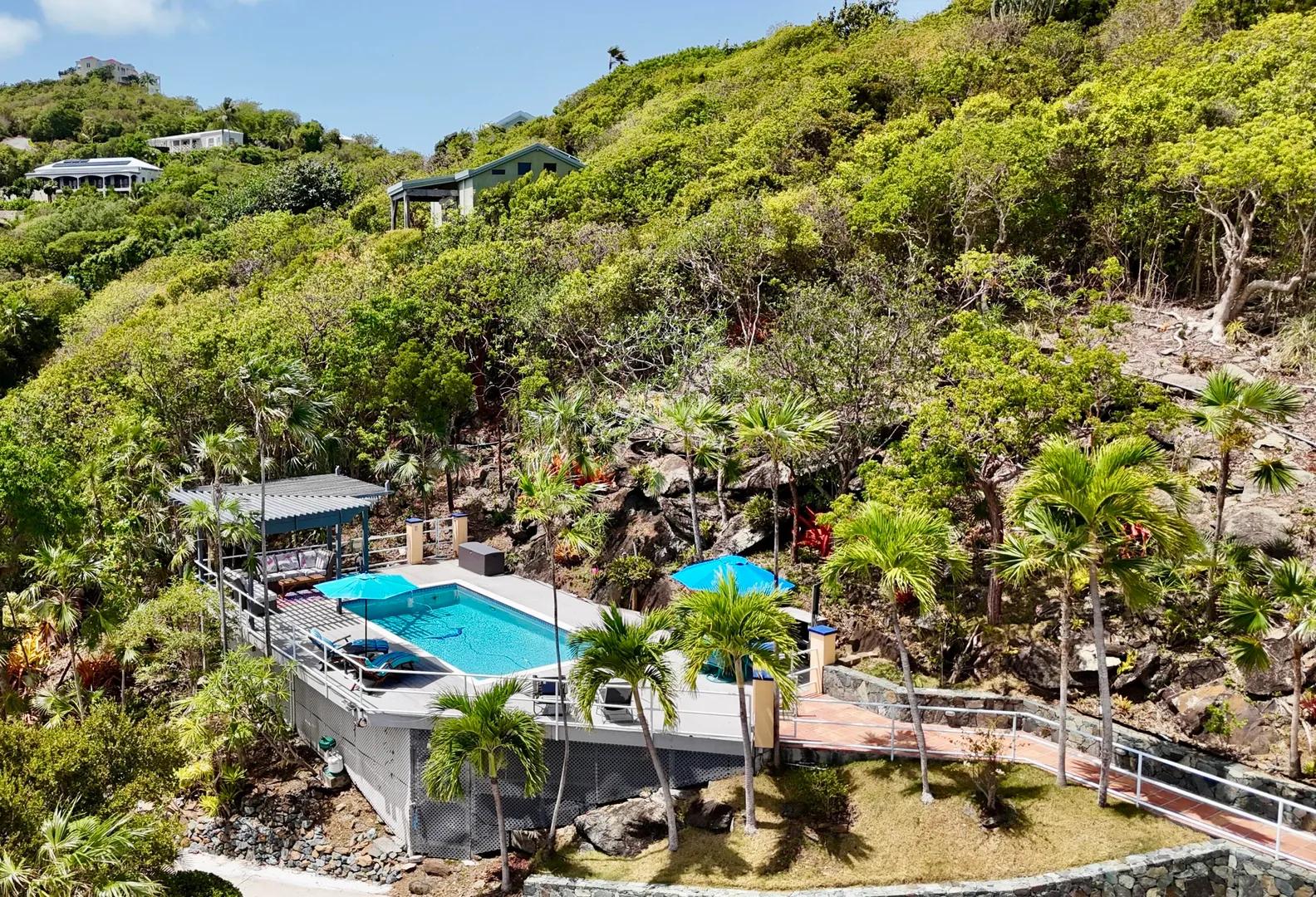 5 Bed 3 Bath Villa in US Virgin Islands — photo 2