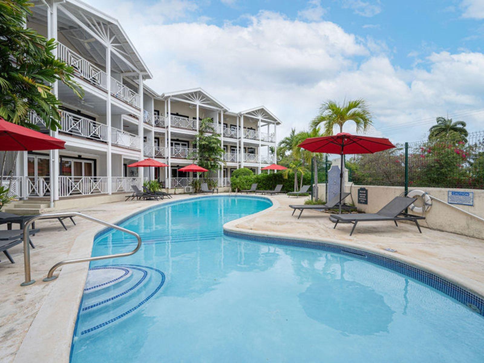 4-bedroom penthouse in Weston, St James, Barbados — photo 1