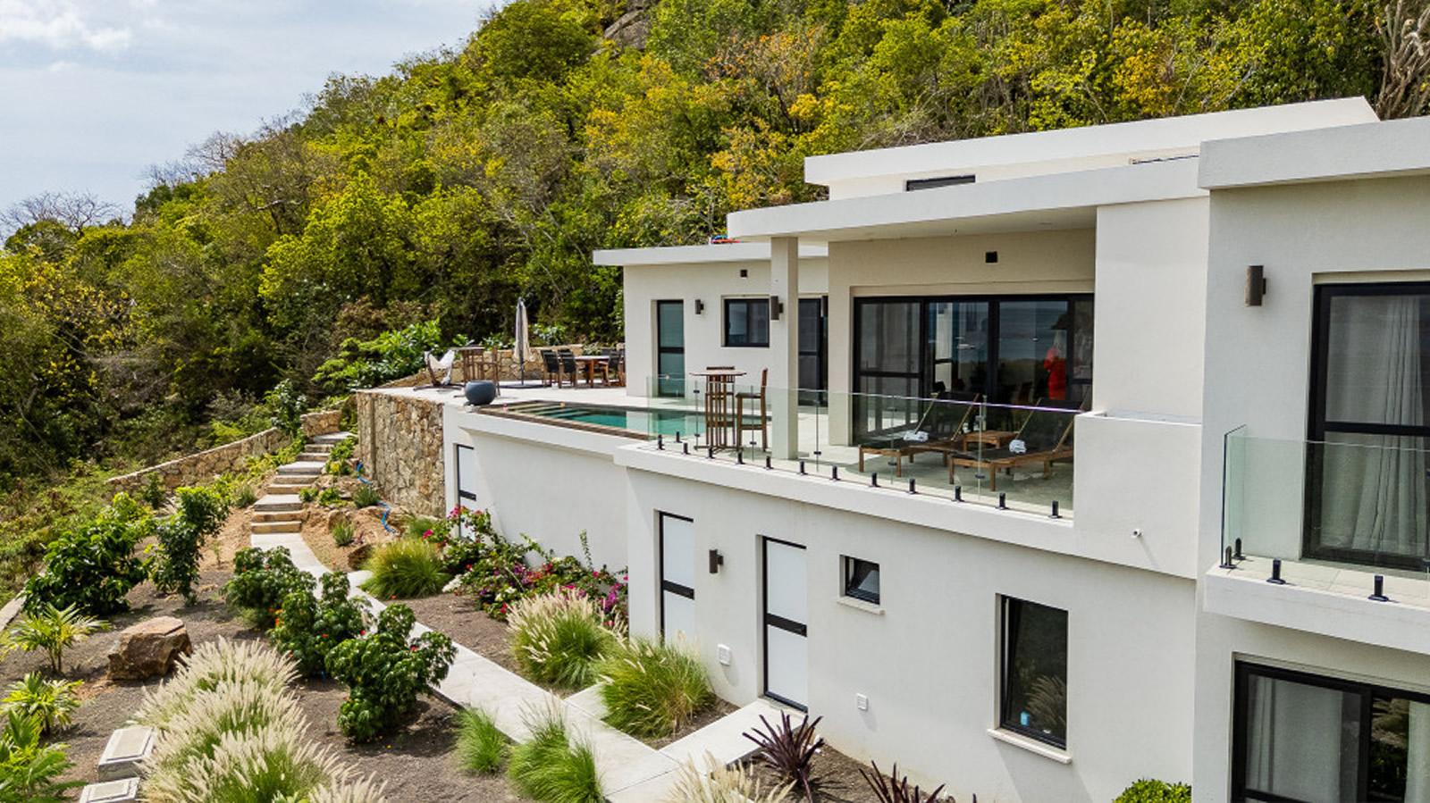 3 Bedroom Home for Sale, Sleeping Indian, Hermitage Bay, Antigua — photo 3