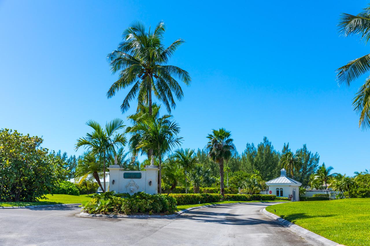 Beach and Canal Frontage | Lots 1A & 1AA, Princess Isle — photo 5