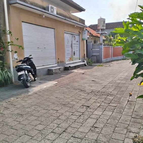 4-bedroom house in Denpasar — photo 1