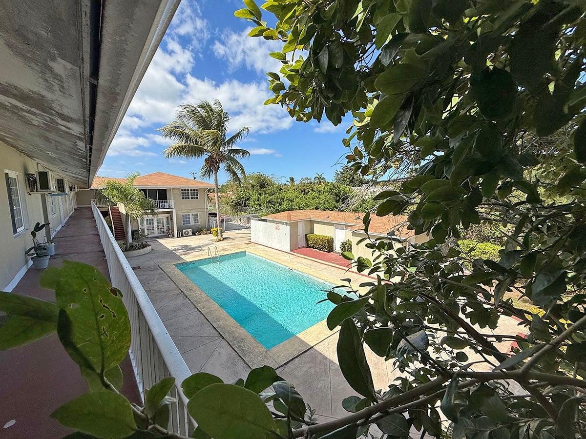 Unit 1 MANGO DRIVE — photo 4
