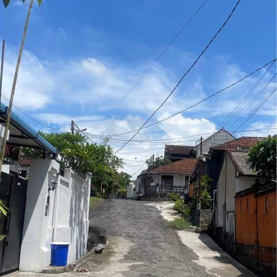 5-bedroom house in Ketewel, Bali, Indonesia — photo 1
