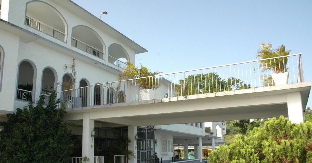 9 Bed, 8.5 Bath House for Sale in Sligoville, Jamaica — photo 5