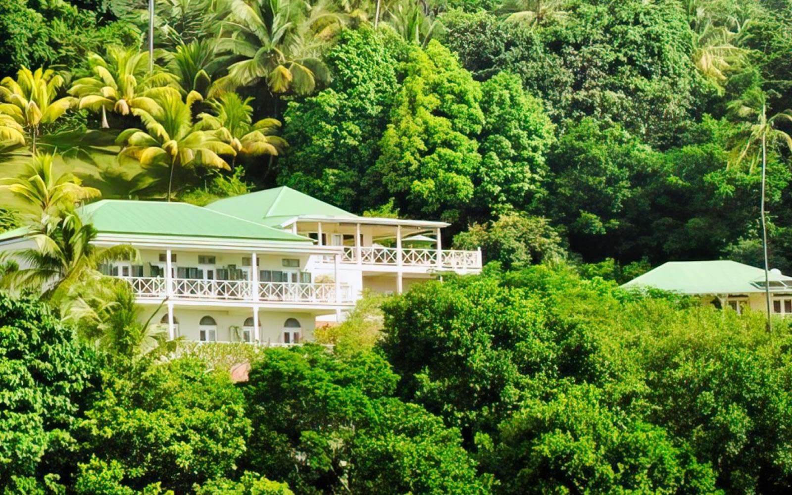 10 Bedroom Boutique Hotel for Sale in Castle Bruce, Dominica — photo 3