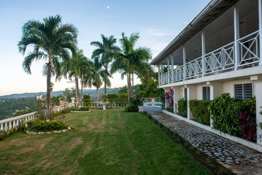 6 bedroom Oceanview Villa for sale in Ocho Rios, Jamaica — photo 5