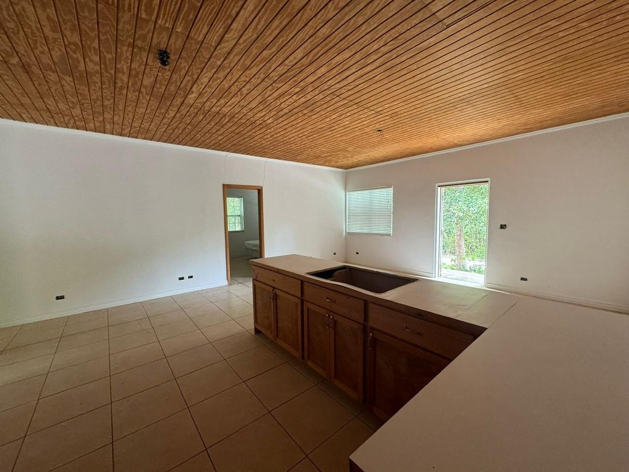 3 bedroom Residence for sale at 27 MADERIA ROAD in Eleuthera, The Bahamas — photo 4