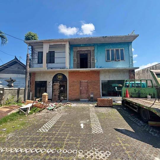 6.3B IDR shophouse in Denpasar — photo 1