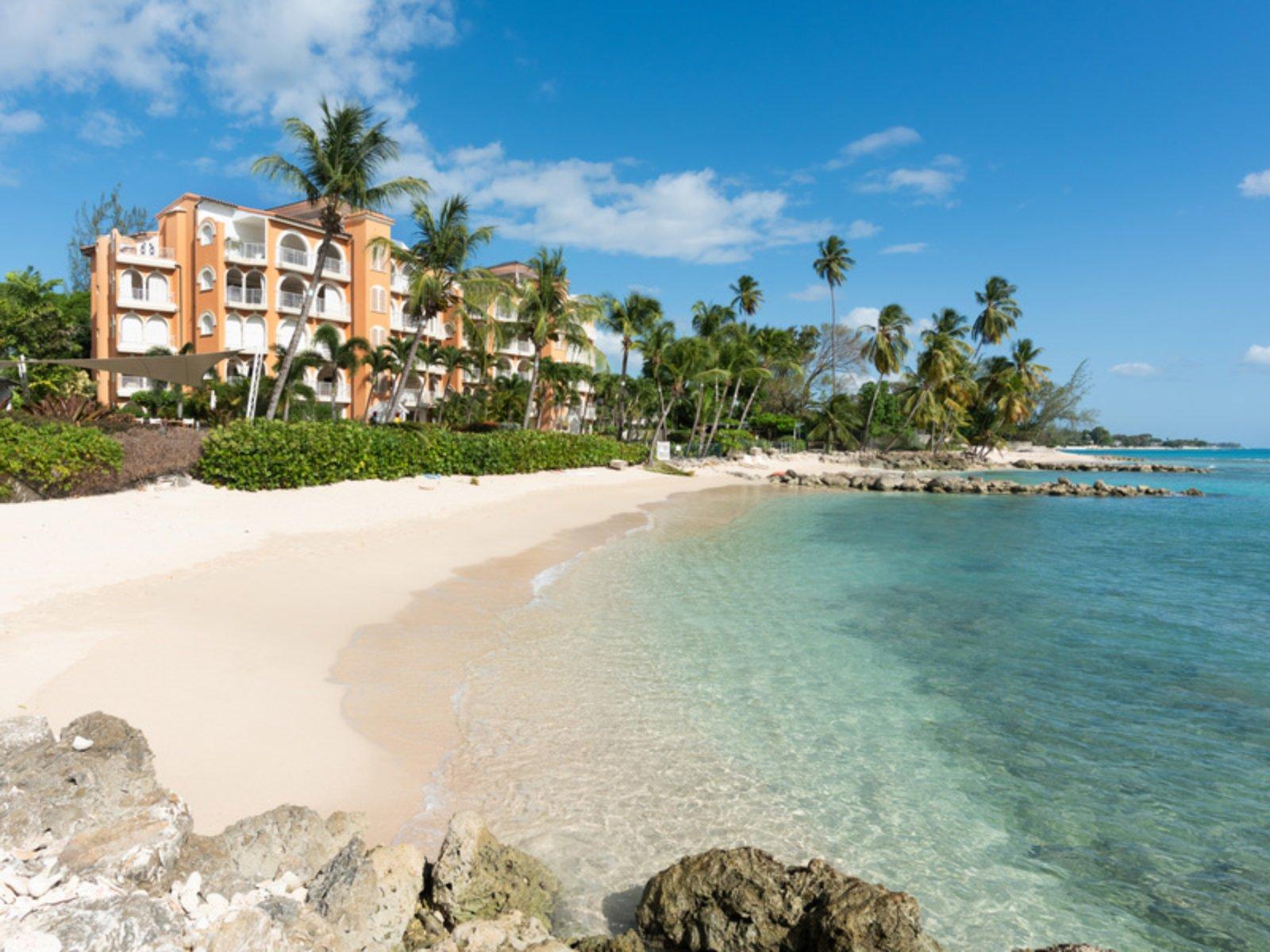 3-bedroom beachfront apartment in St Peter's Bay, Barbados — photo 1