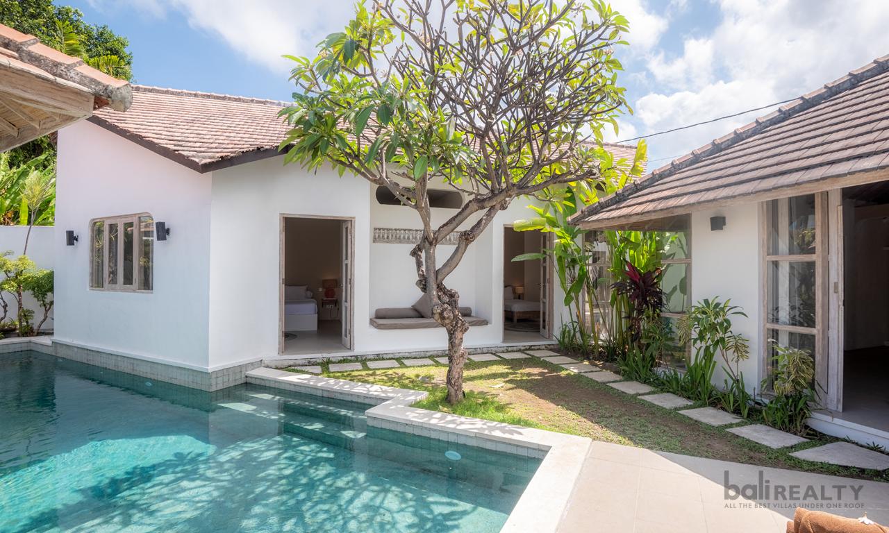 Affordable 3 Bed Villa Investment Located in Heart of Seminyak - 2211 — photo 3