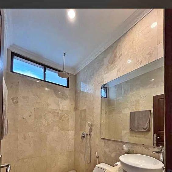 4-bedroom house in Denpasar — photo 1