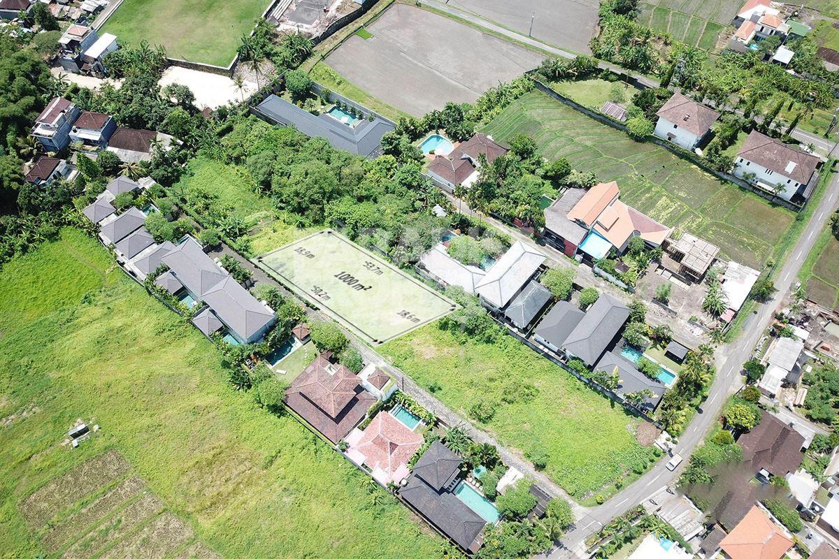 A Perfect Site for Development in Babakan — photo 2