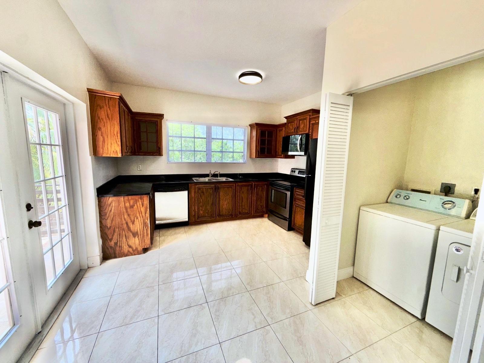 2 bedroom Apartment for sale — INDIANA LANE in Grand Bahama, The Bahamas — photo 4