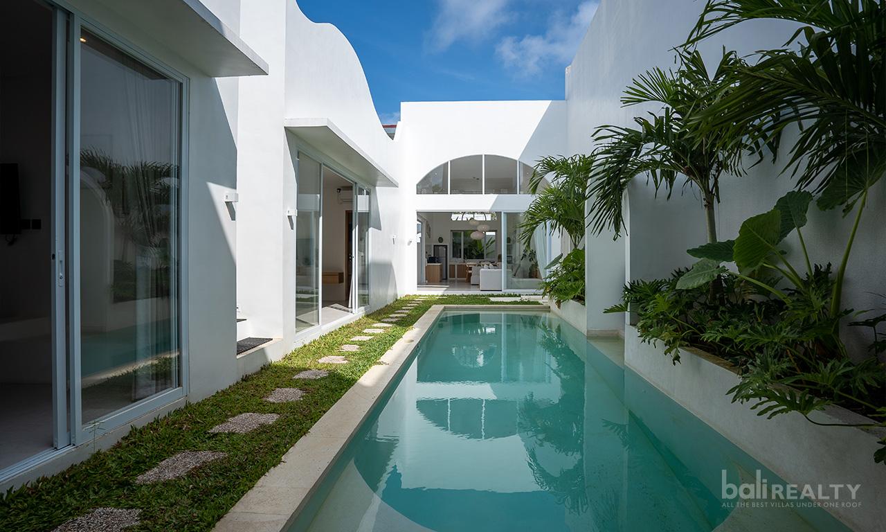 Brand-New Mediterranean-Style: Three-Bedroom Freehold Villa in Prime Ungasan — photo 3