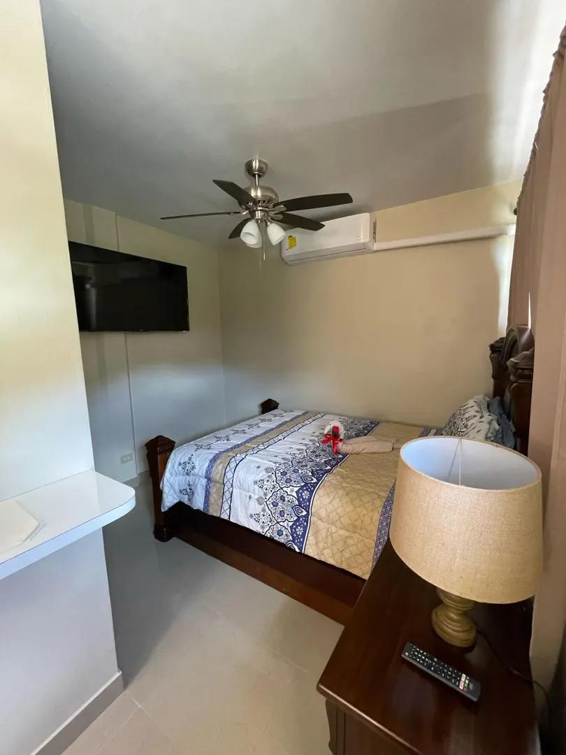 Studio Apartment For Rent In West End — photo 1