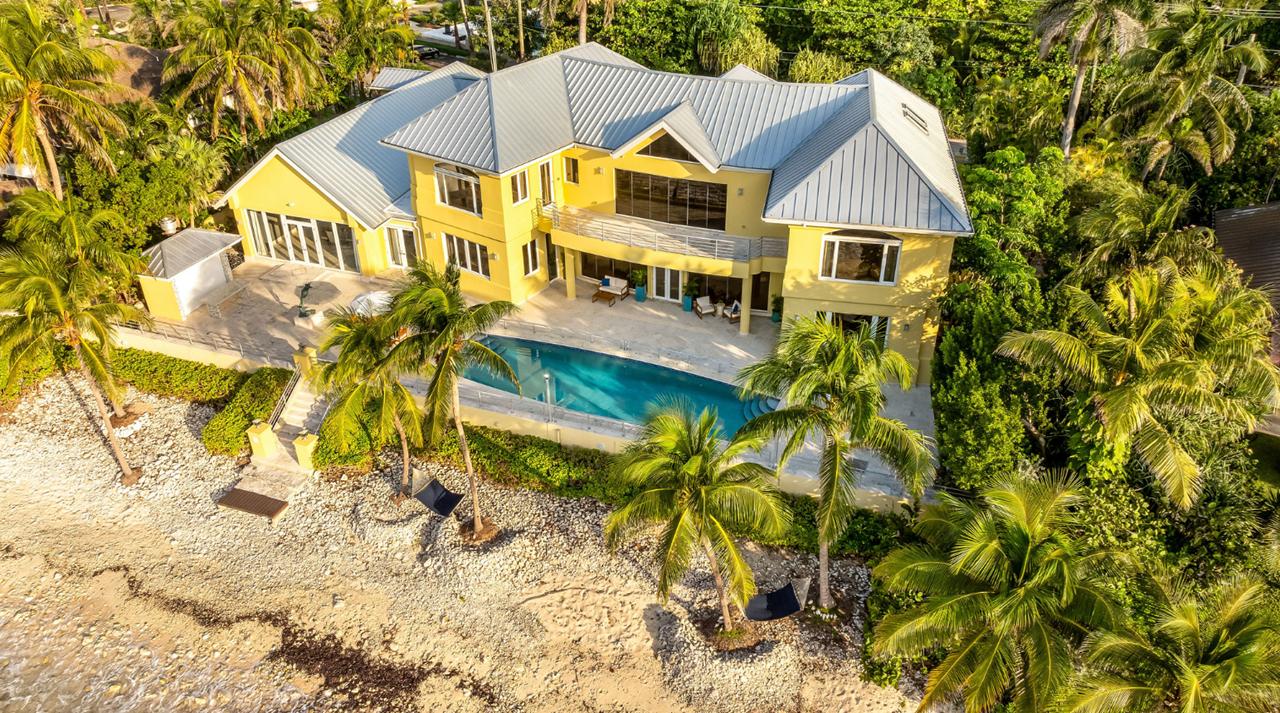 5-bedroom villa in Prospect Point Road, Cayman Islands — photo 2