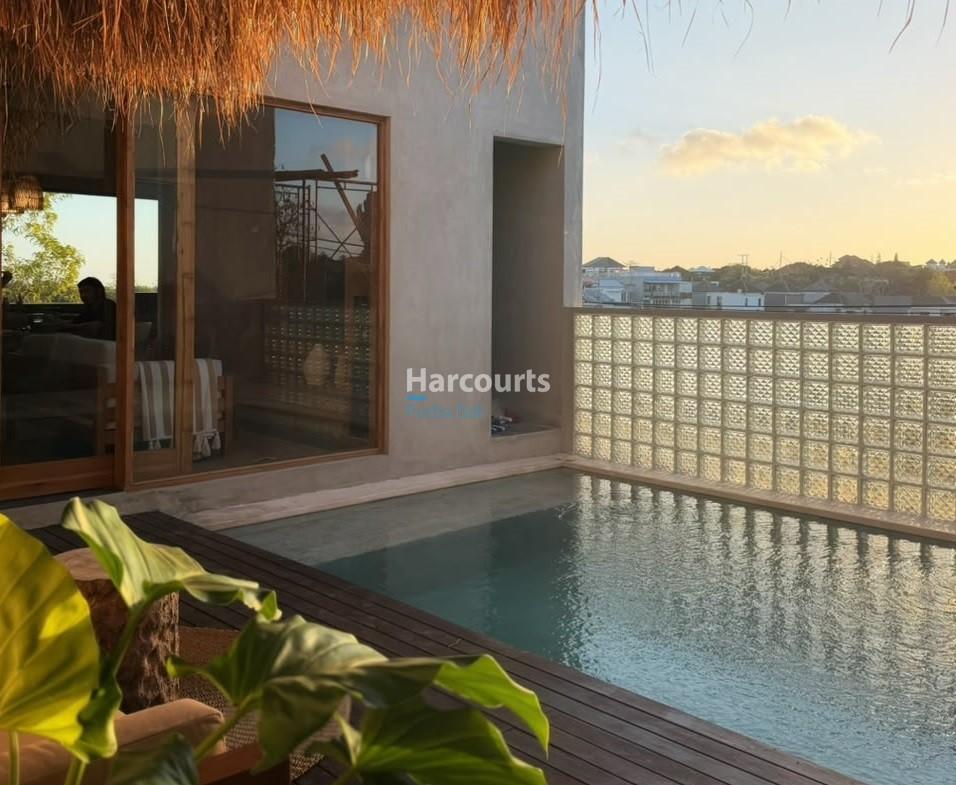 Contemporary Tropical Freehold Villa with Private Pool — photo 1
