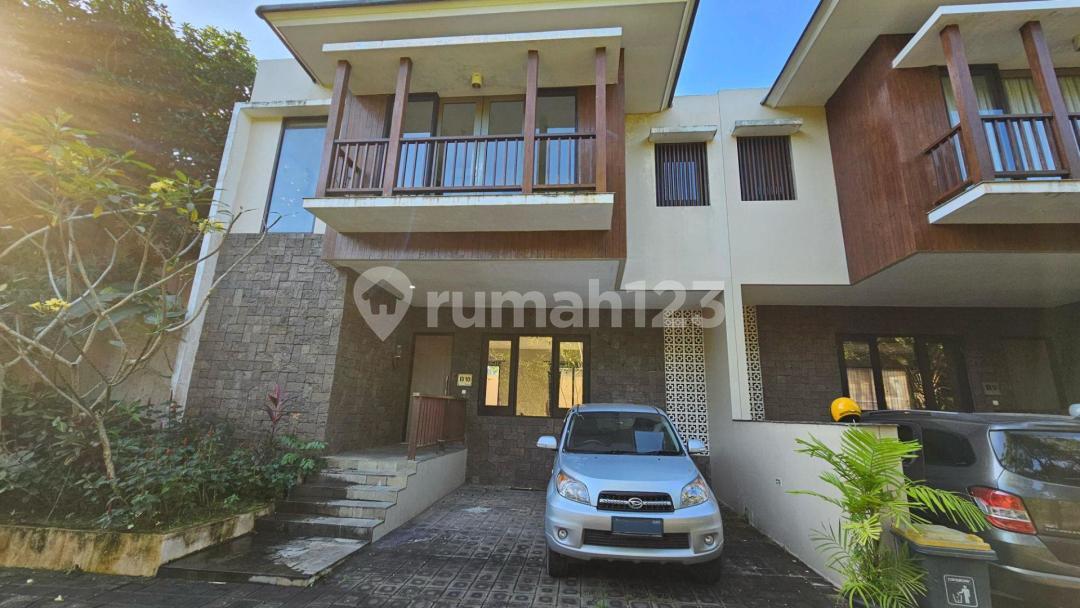 3-bedroom townhouse in Jimbaran, Bali — photo 1