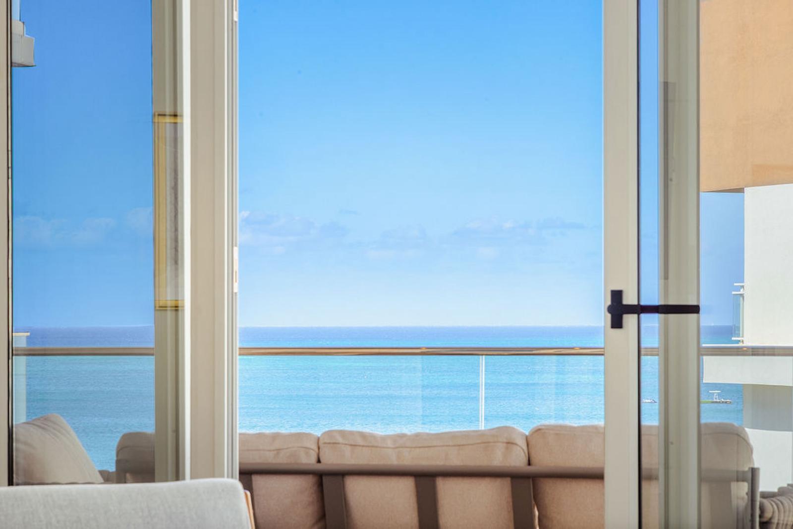 2-bedroom apartment in The Reef Residences, Eagle Beach — photo 1