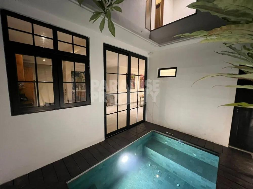 Modern 3-Bedroom Villa with Private Jacuzzi Pool | Kerobokan, Seminyak Area | Available for Yearly Rental — photo 2