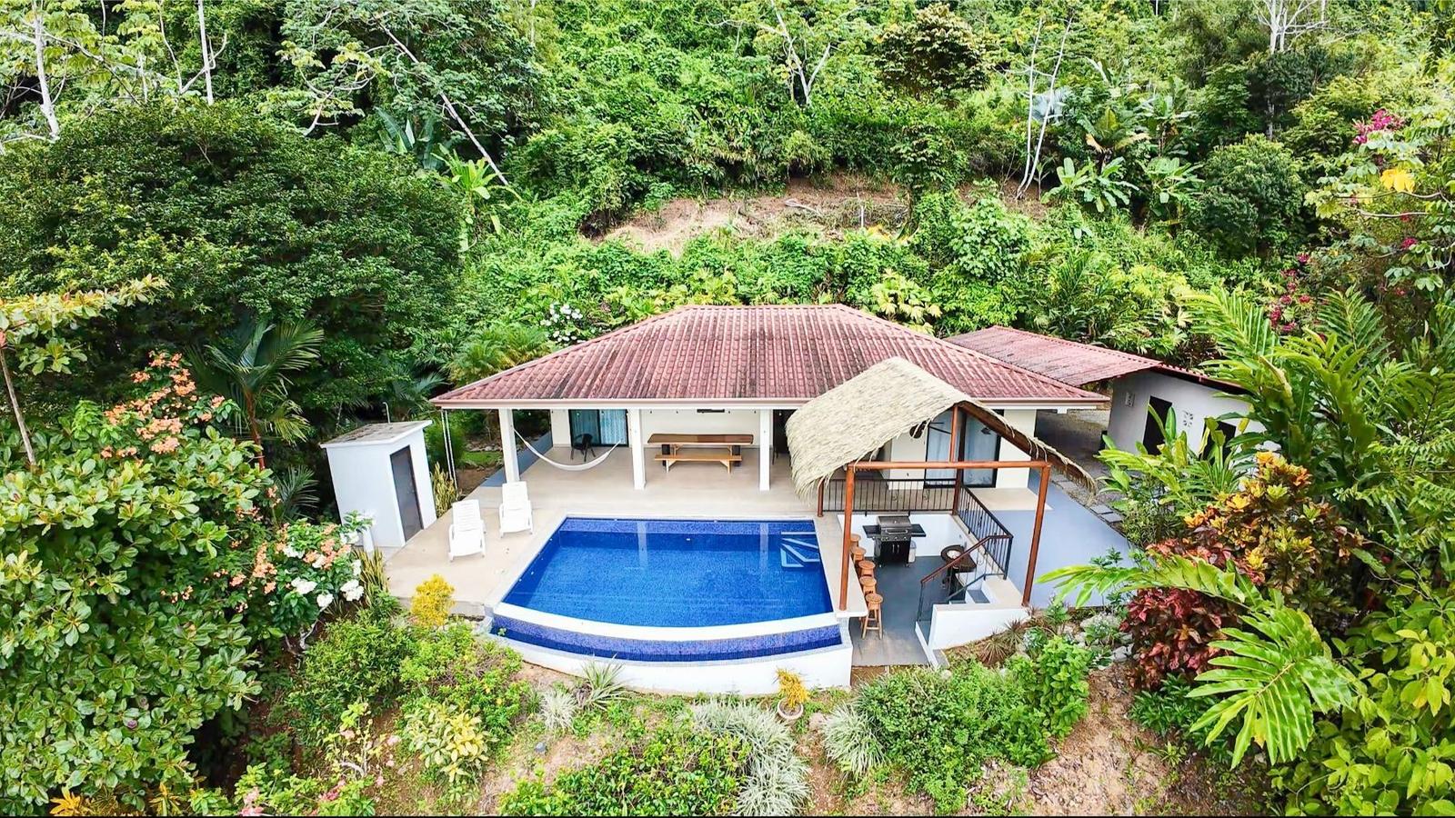 3-bedroom house in Cascada Azul, Costa Rica — photo 1