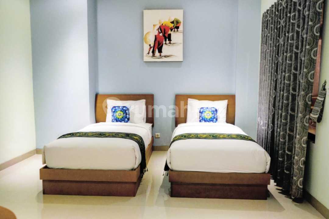 Guest House with 33 Rooms in Denpasar, Bali — photo 4