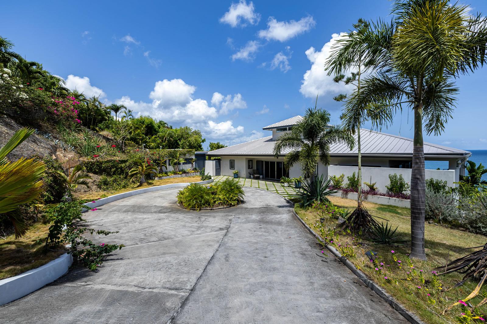 3 Bedroom Waterfront Home for Sale, Snow Hill, Carriacou, Grenada Grenadines — photo 4