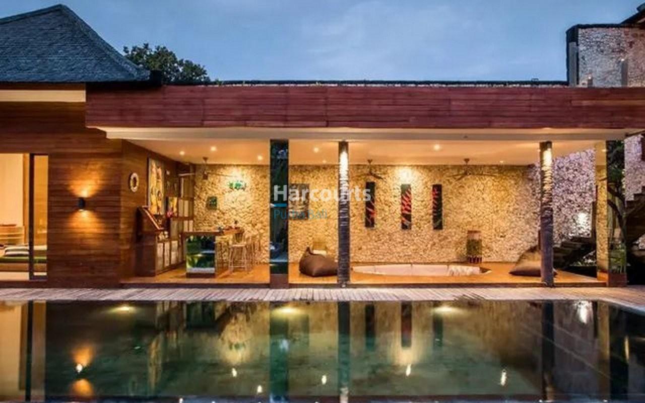 4-bedroom villa in Seminyak, Bali — photo 2