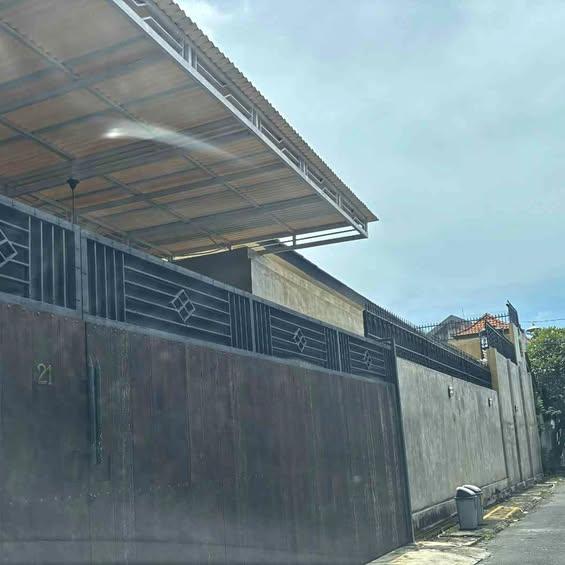 4-bedroom house in Denpasar — photo 1