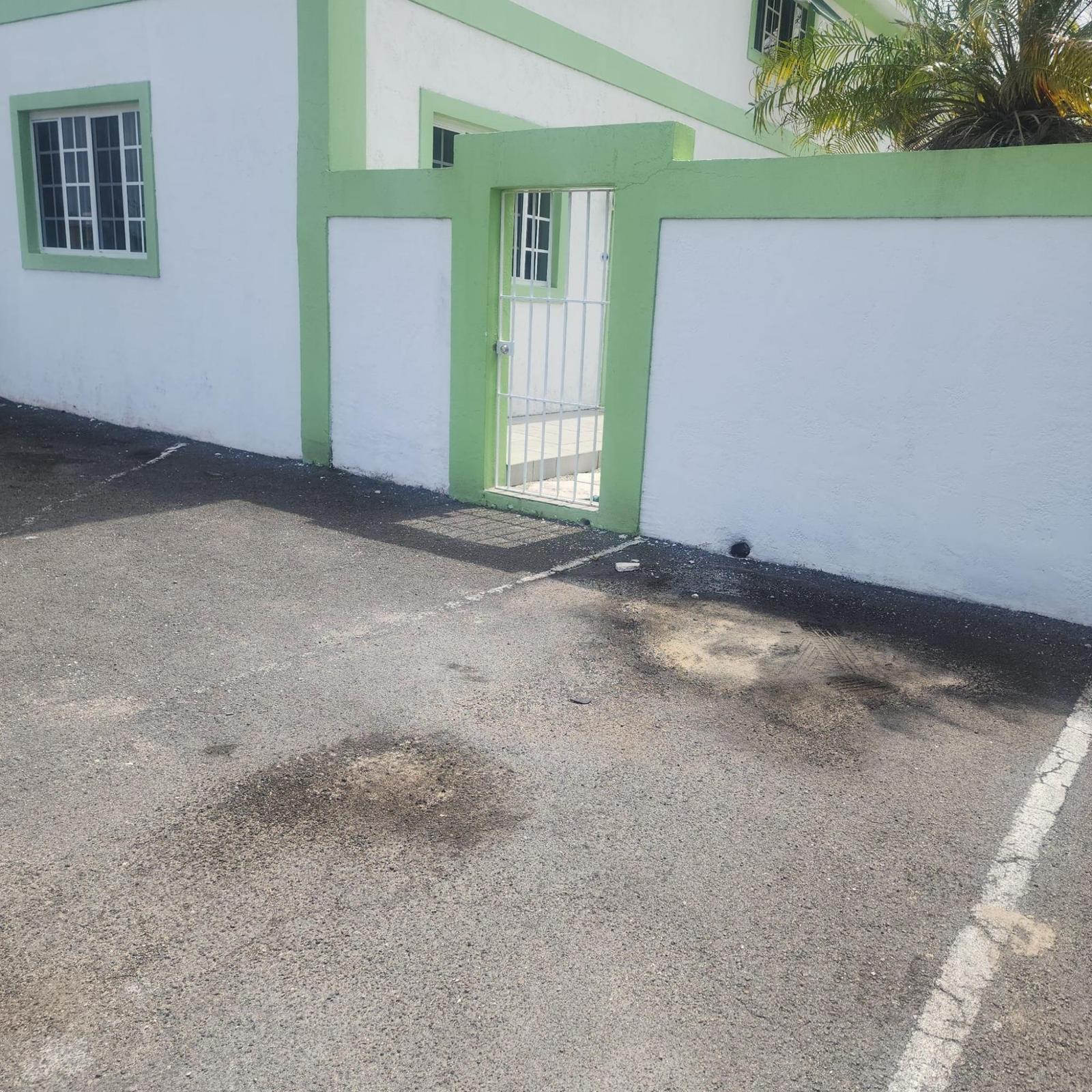 2 bedroom Apartment for sale — ANNIES CLOSE — photo 2