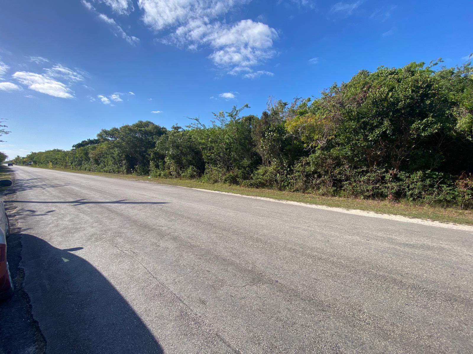 Residence for sale - HAMILTON, LONG ISLAND in Long Island, The Bahamas — photo 3