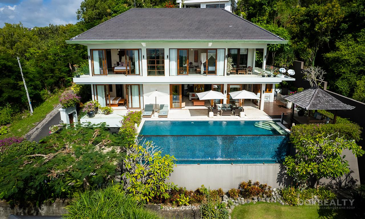 Exceptionally Built 3 Bedroom Freehold Villa with Amazing Panoramic Ocean and Mountain Views - 2549 — photo 3