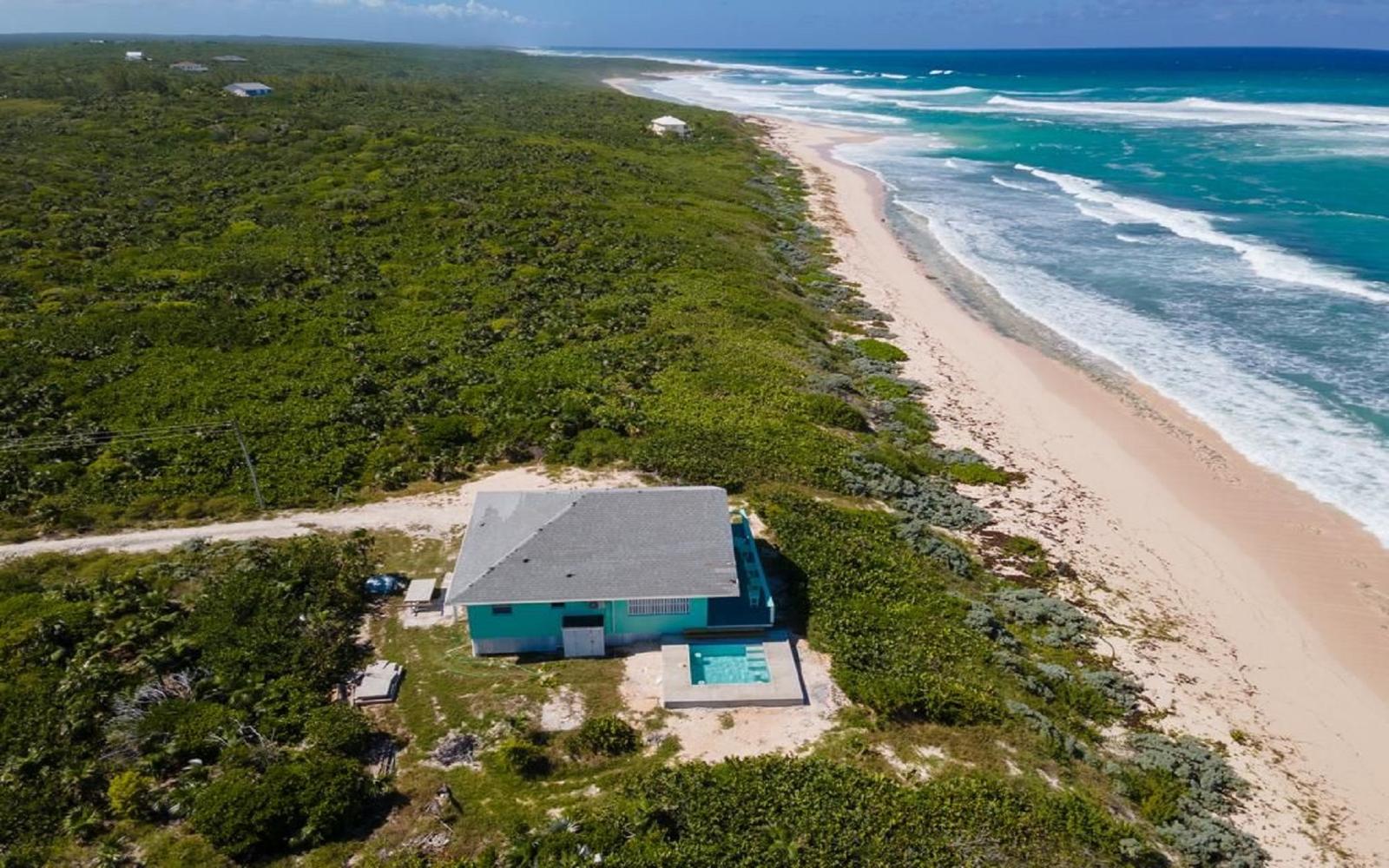 3 Bedroom Beach House for Sale, Morrisville, Long Island, Bahamas — photo 4