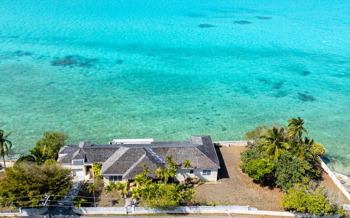 3 Bedroom Waterfront Property for Sale, Eastern Road, New Providence, Bahamas — photo 5