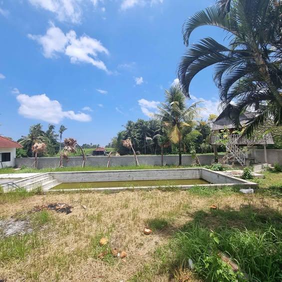 6-bedroom house in Tanjungan, Bali — photo 1