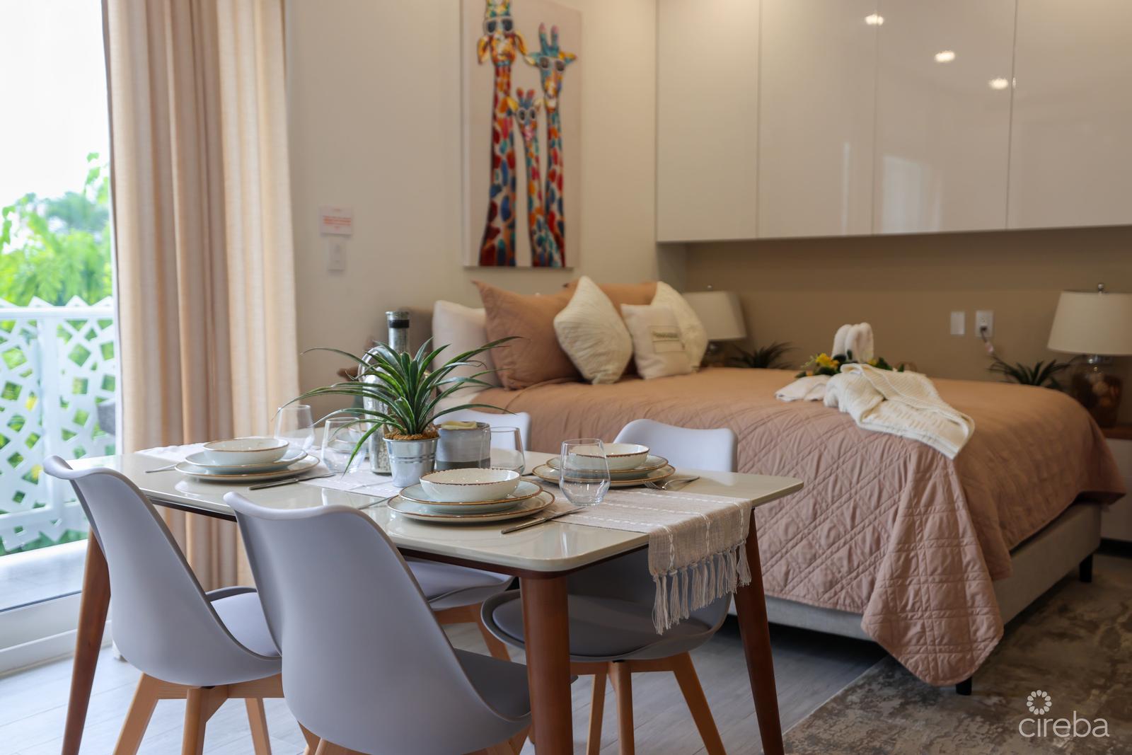 Studio condo in West Bay, Grand Cayman — photo 3