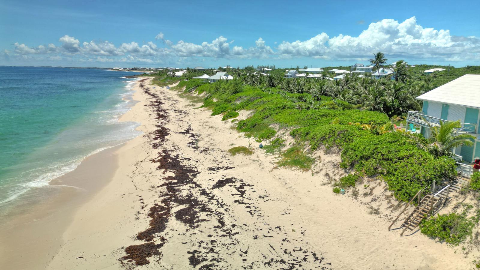 0.42 Acres of Beachfront Land for Sale, Elbow Cay, Abaco, Bahamas — photo 1