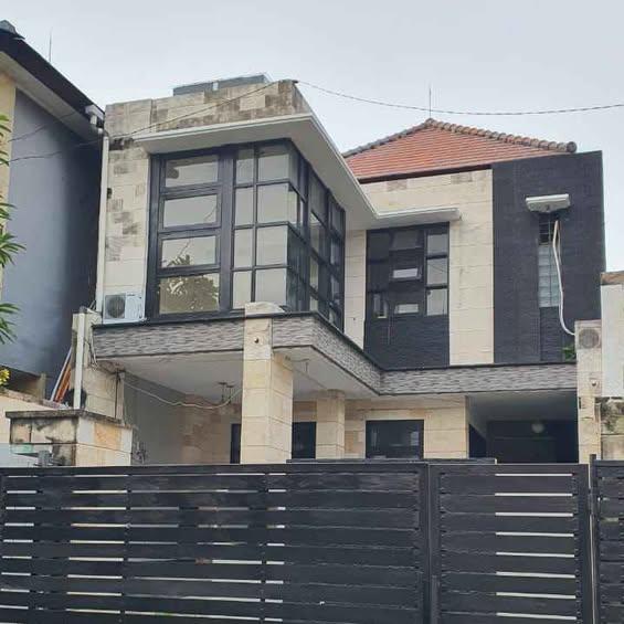4-bedroom house in Denpasar — photo 1