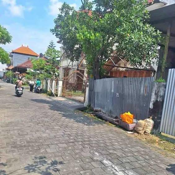 Studio house in Denpasar — photo 1