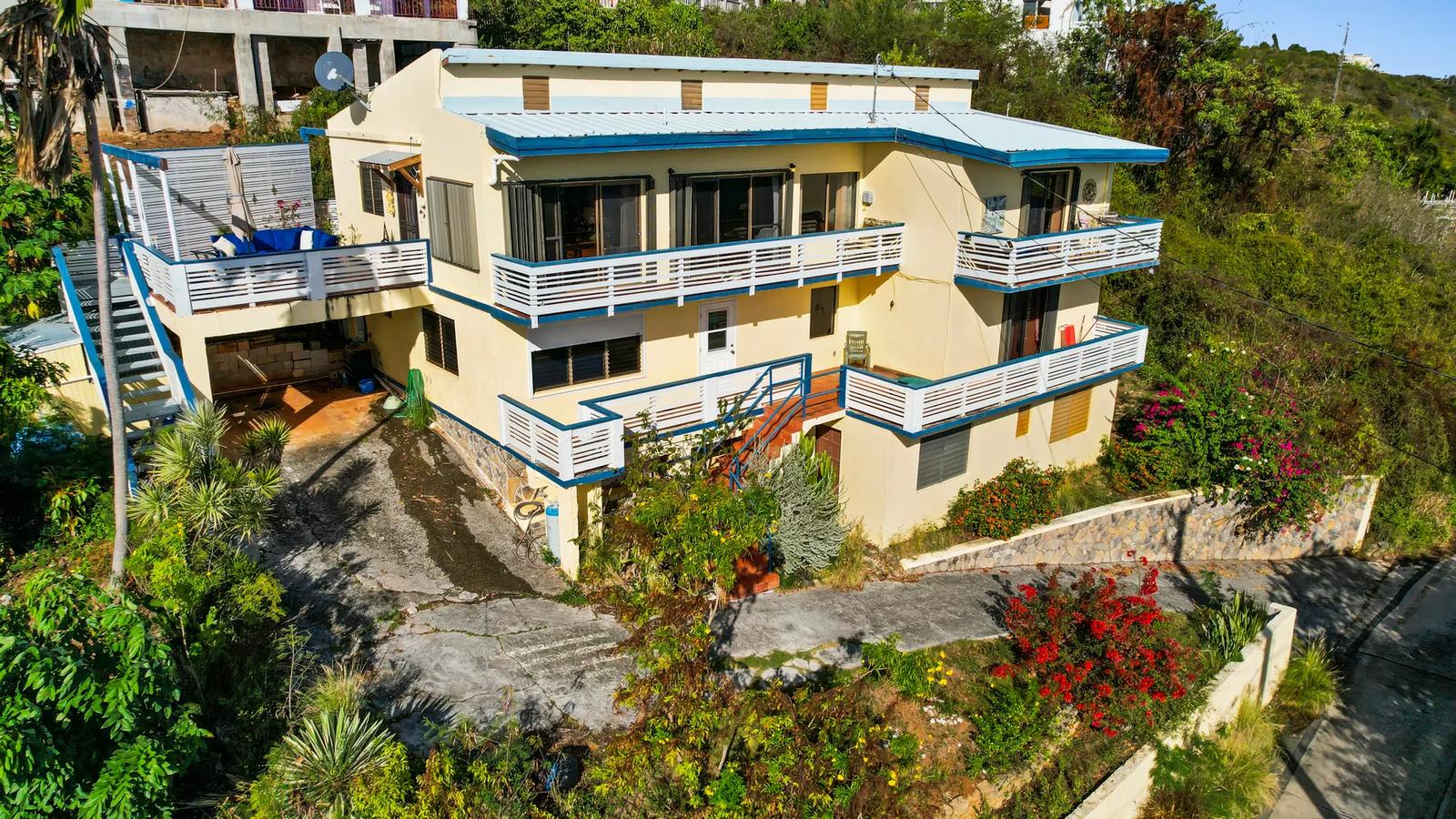 5 Bed 4 Bath Villa in Nazareth, St. Thomas — photo 1