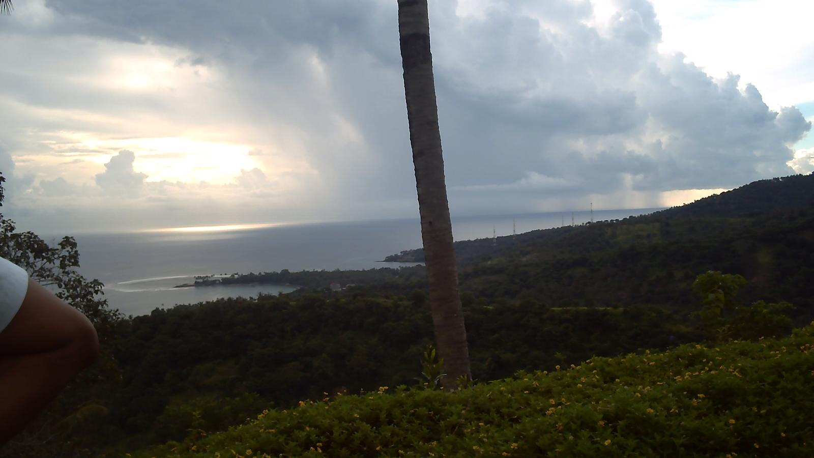 Rare 20-Are Ridge-Top Freehold Land with Panoramic Ocean Views, Lombok, Indonesia — photo 3