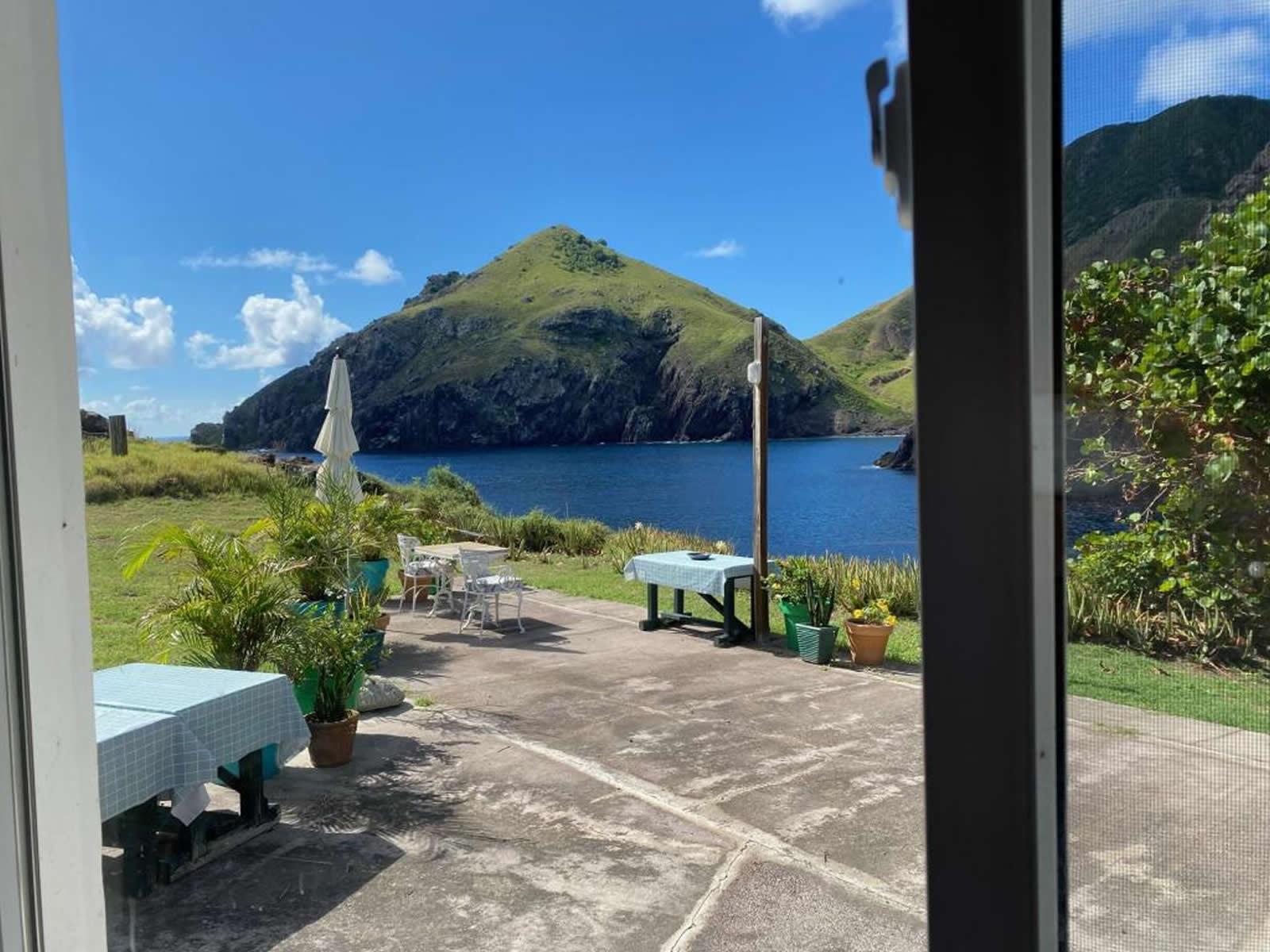 1 Bedroom Waterfront Cottage for Sale, Cove Bay, Saba — photo 4