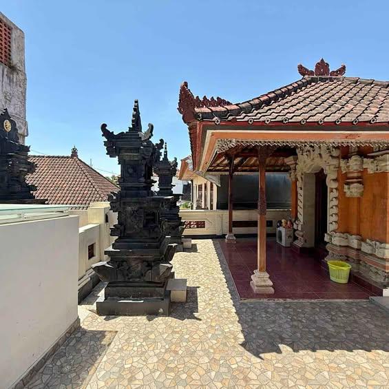 5-bedroom house in Denpasar — photo 1