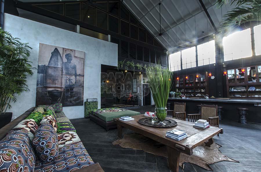 Outstanding Luxury Warehouse Villa in Batu Bolong — photo 5