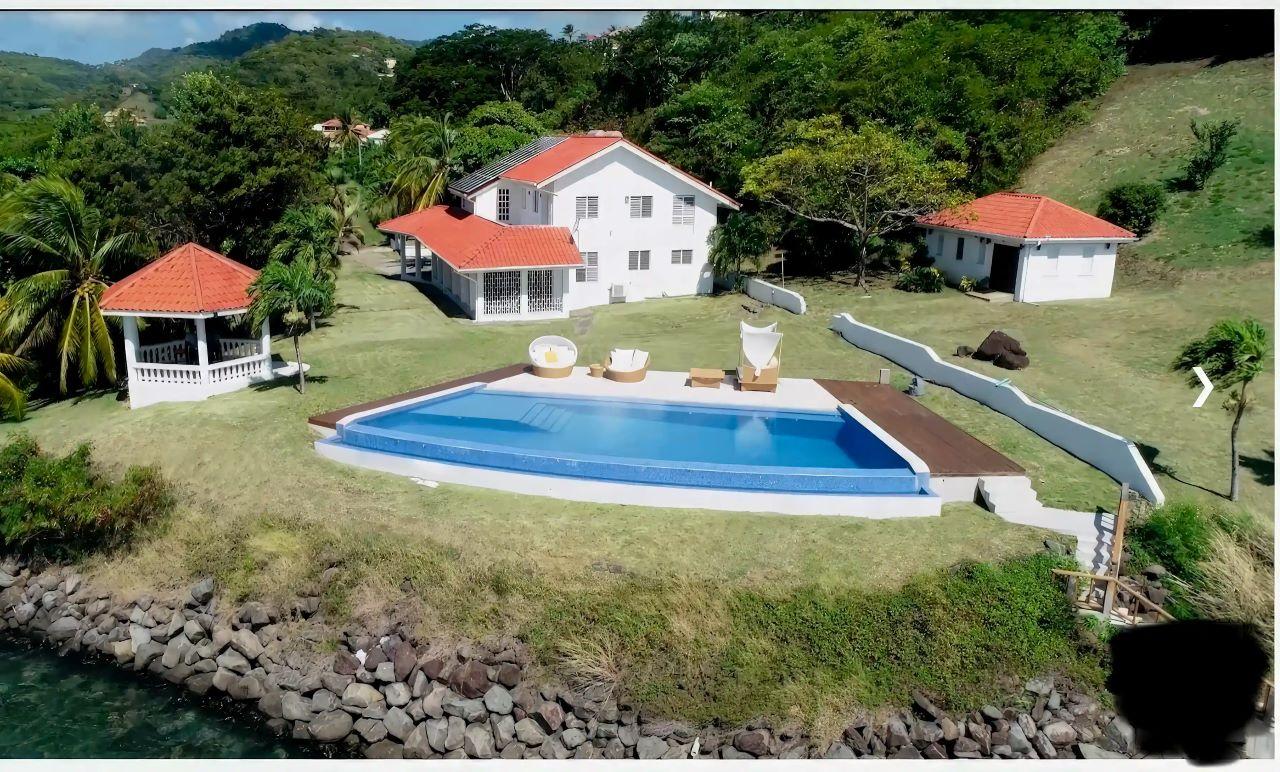 5 Bedroom Estate for Sale - Canoe Road, Westerhall, Grenada — photo 4