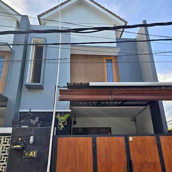 3 bedroom house in Denpasar — photo 1