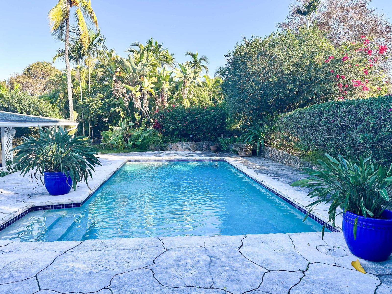 6 Bedroom Residence for Sale at 10 Poinciana Drive — photo 4
