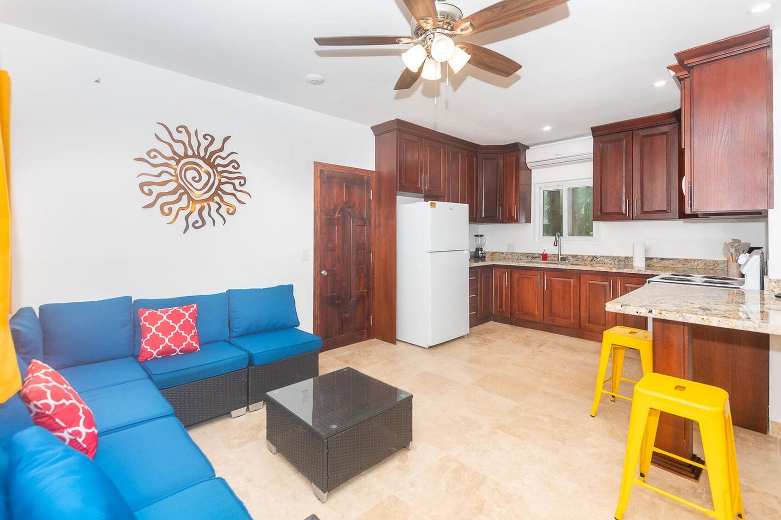 4 Bedroom Condo for Sale, Caribe Tesoro, West Bay, Roatan — photo 5